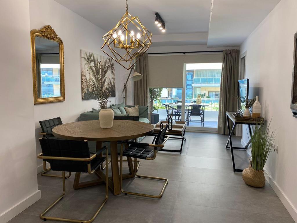 Roy Boston Marbella By Florentia Homes Exterior foto